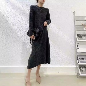 Fried Street knitted dress female thickened fall and winter lazy round neck twist cashmere knee-length thin sweater long skirt